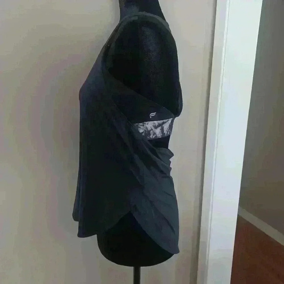 Fabletics Womens Black and White Eco-Conscious Built-In Bra Tank S - Picture 4 of 15